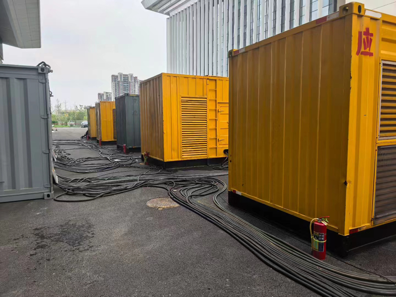 易县不同季节柴油发电机组保养有哪些注意事项?