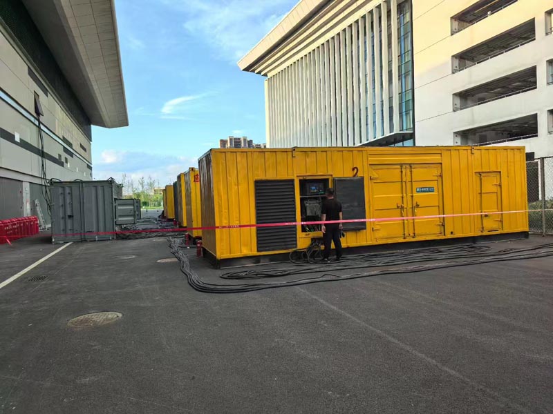 易县柴油发电机冬季保养注意事项?