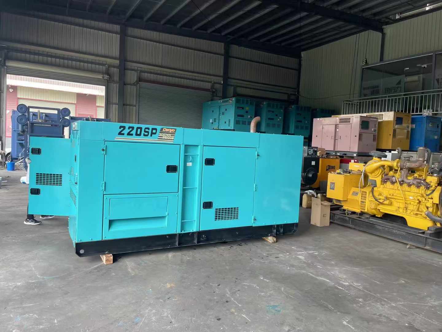 易县800kW 柴油发电机的输出电流波动范围是多少?